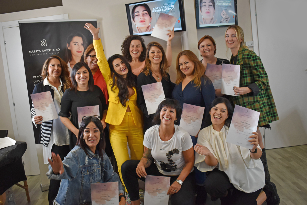 Corso tatuaggio sopracciglia trucco permanente